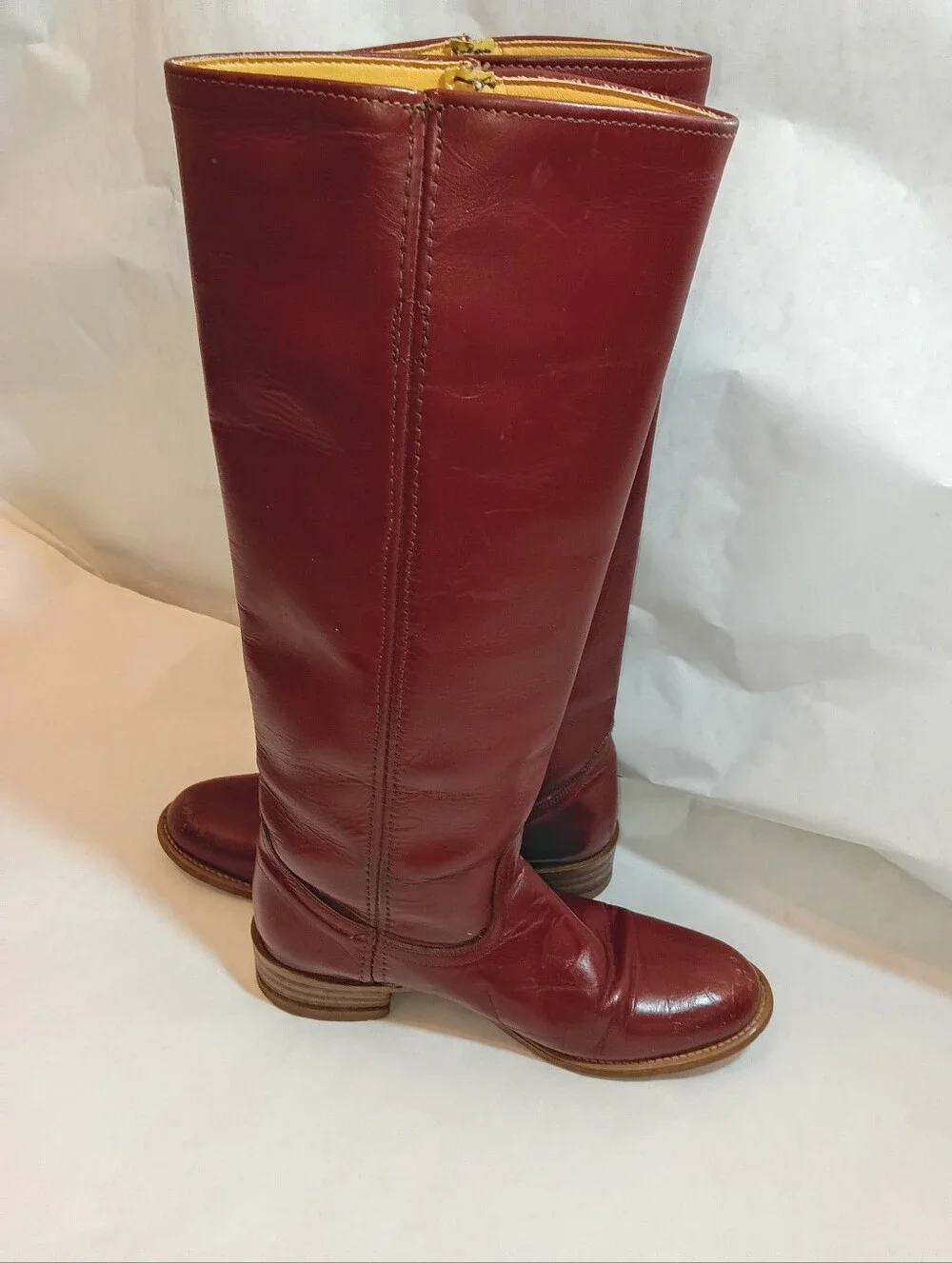VTG Women's FRYE Campus Red Distressed Grail  60's Or  70's  Size 7B Read